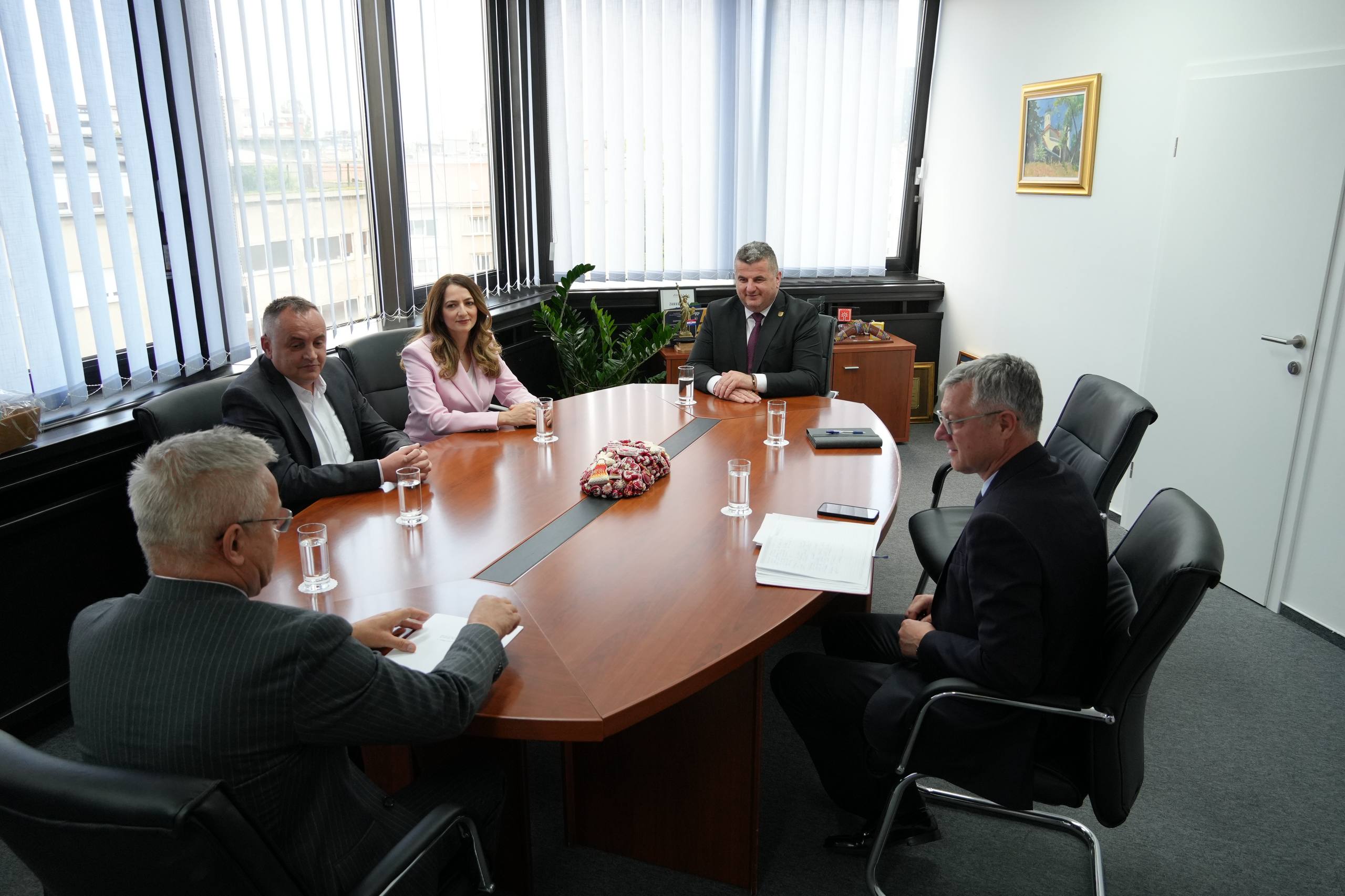 Gradonačelnik Dujo sastao se s članovima Vlade Republike Hrvatske