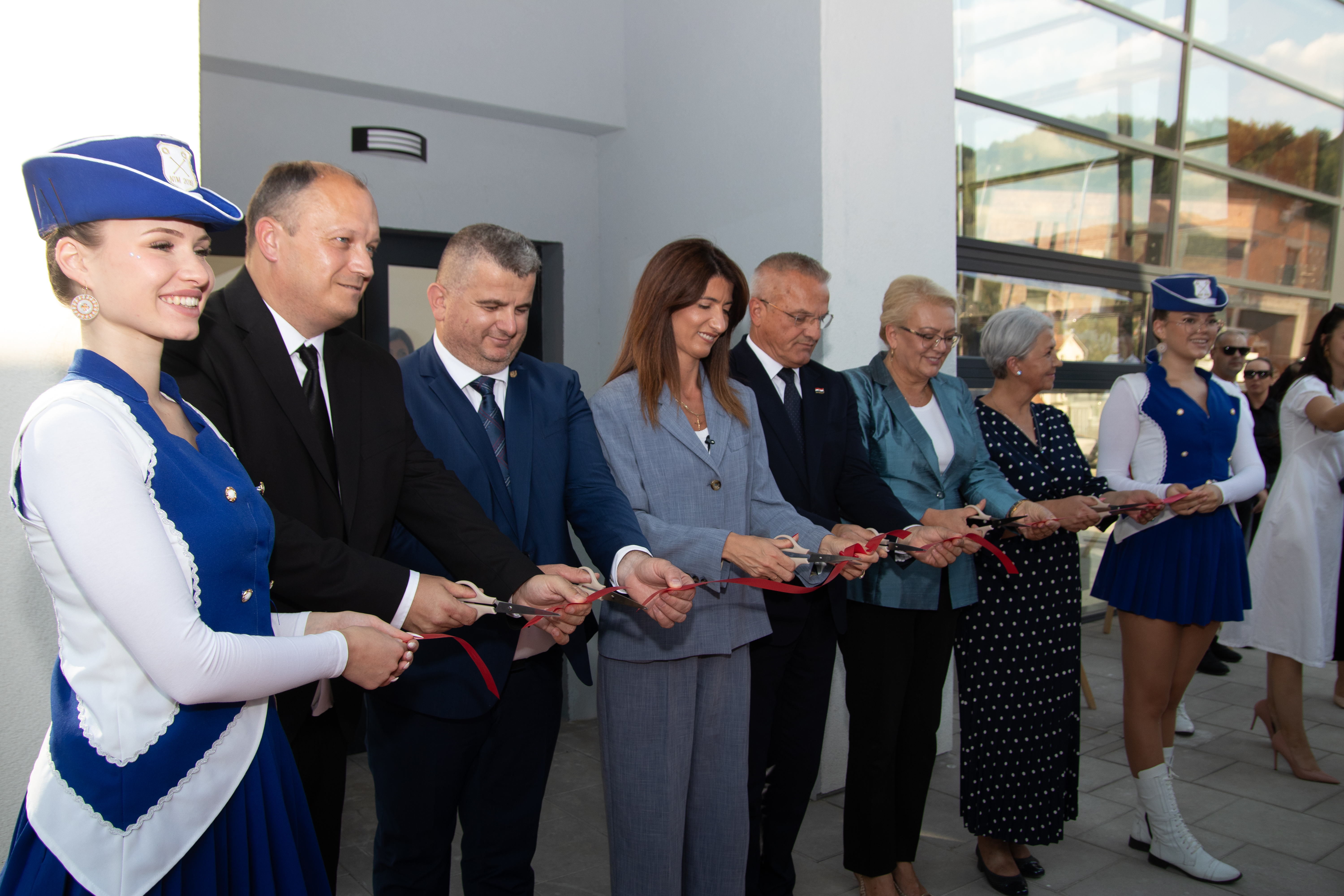 SVEČANO OTVORENA NOVA ZGRADA SREDNJE ŠKOLE „NOVI TRAVNIK"
