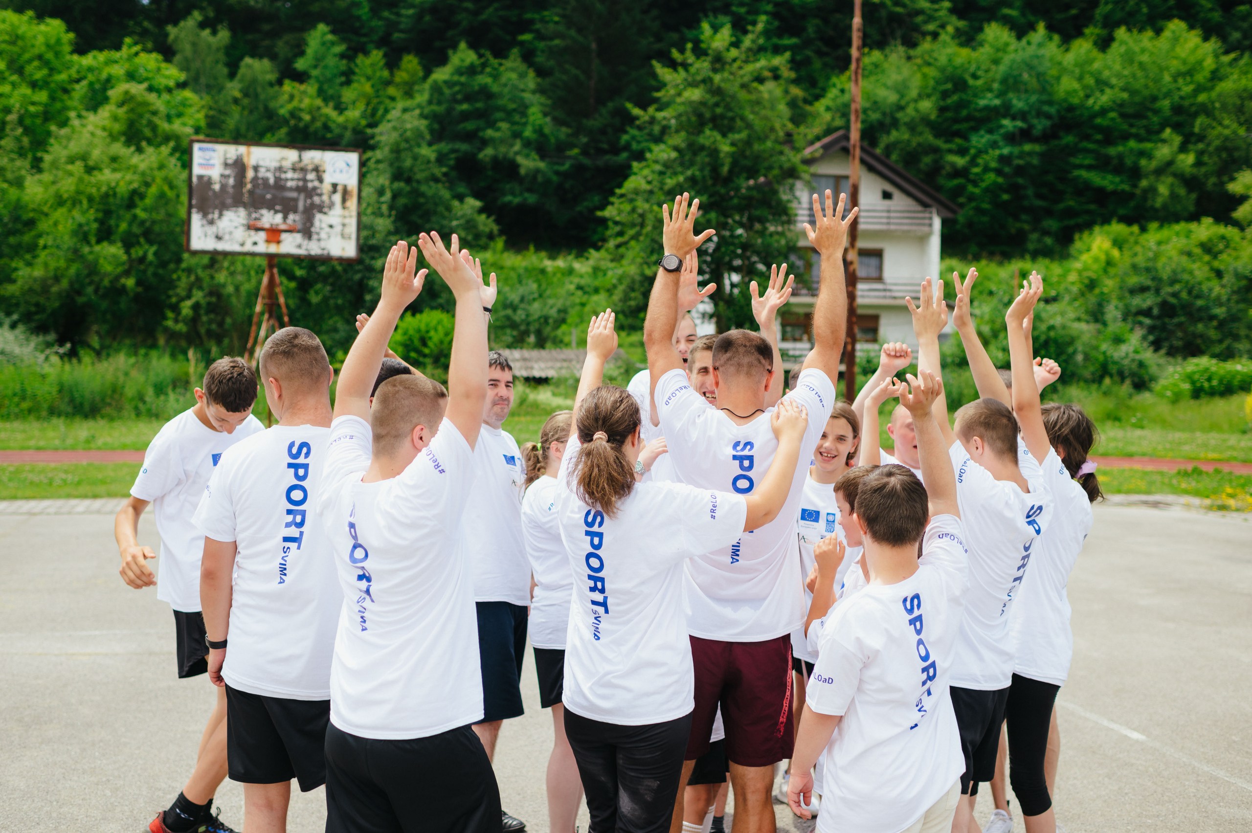 Na novotravničkim sportskim terenima vlada posebna energija