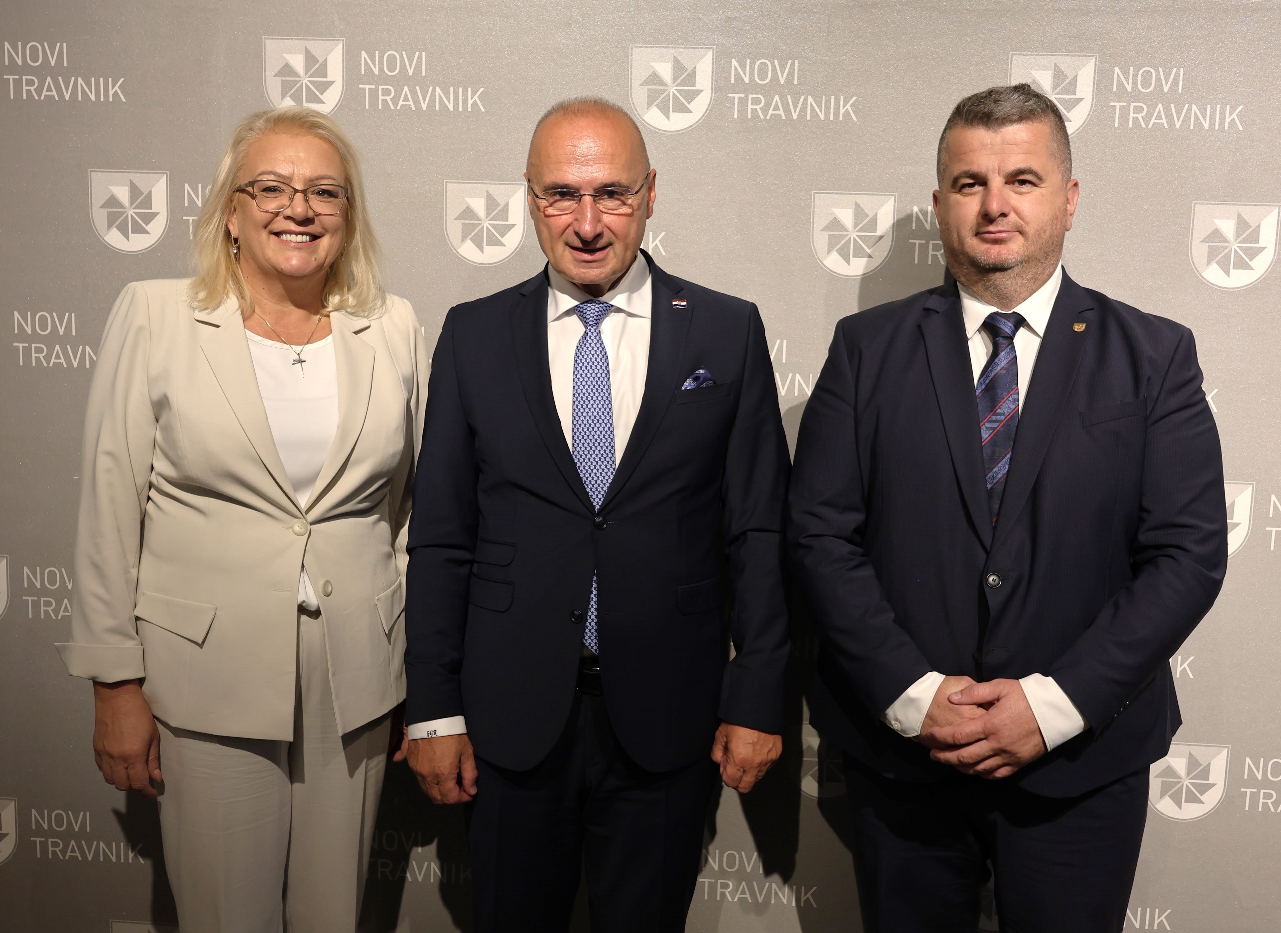 Ministar Grlić Radman posjetio Novi Travnik: Ovdje ne nedostaje ideja, a najvažnije je što i realiziraju